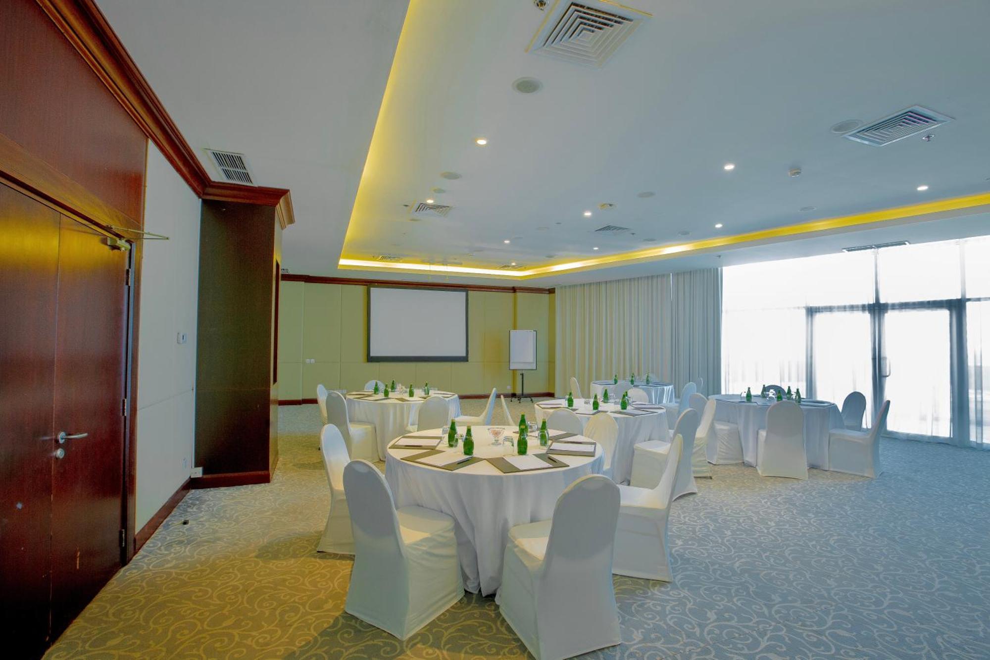 Radisson Blu Resort, Füceyre Dış mekan fotoğraf Meeting room