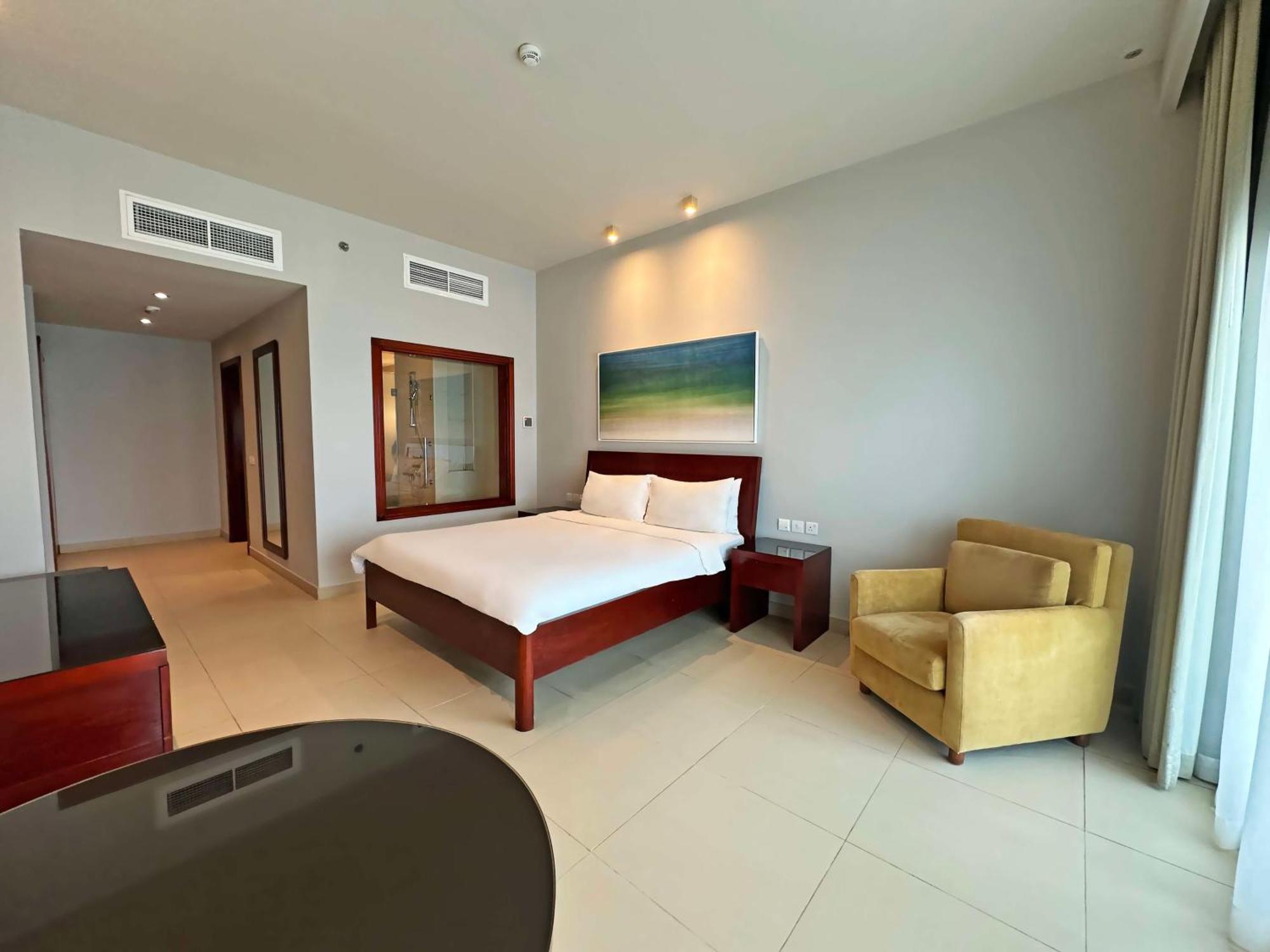 Radisson Blu Resort, Füceyre Dış mekan fotoğraf A bedroom at the hotel