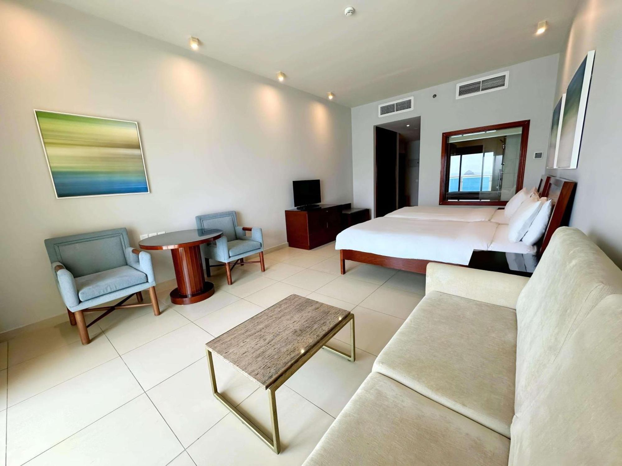 Radisson Blu Resort, Füceyre Dış mekan fotoğraf A room at the hotel